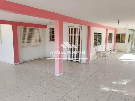 house for sale EN LOS OLIVOS MARACAIBO API 4705