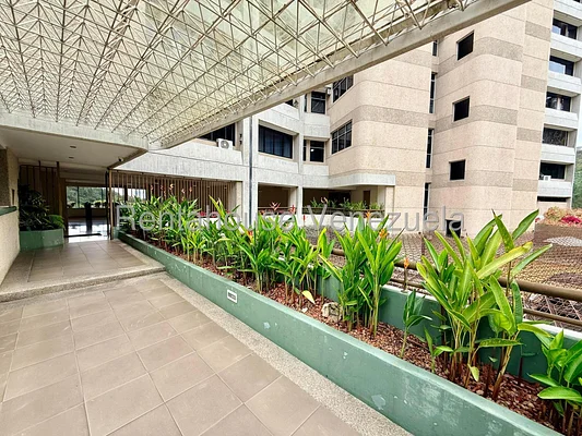 apartment (1 Level) for sale in Lomas de La Lagunita, Distrito Metropolitano - Image 2