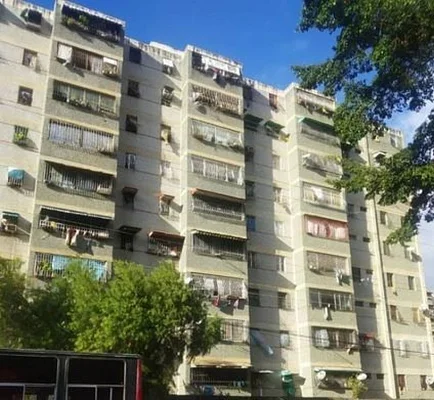 apartment in Guarenas 3 bedrooms 1 bathroom remodeled