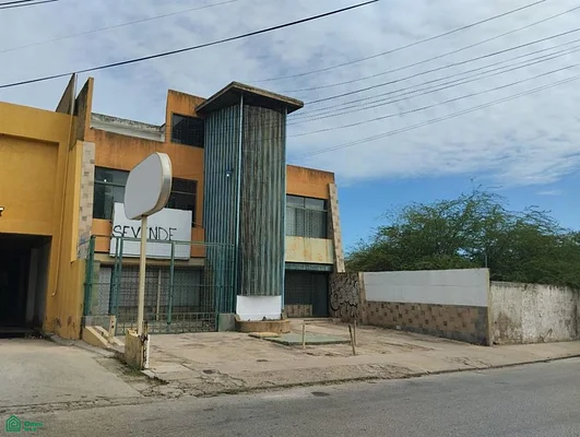 COMMERCIAL AND OFFICE BUILDING, AV. 4 DE MAYO, PORLAMAR - CAMPOS EDIFICIO CENTRO R.L.Z, 6301 Porlamar - House for sale