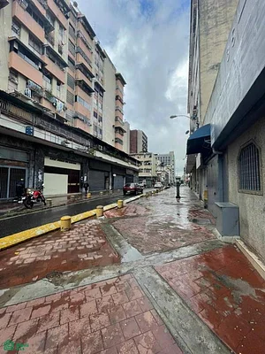 Commercial premises for sale Av Urdaneta one block away - Esquina Maturin, interseccion de las calles uno y Ed Diego de Lozada, 1060 CCS - Commercial premises for sale