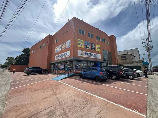 Store, for sale, In Centro Emp, On Calle San Rafael, Porlamar, Nueva Esparta, Isla de Margarita, 30 Mt2 and 1 bathroom - Inmuebles Margarita - 2 MIL