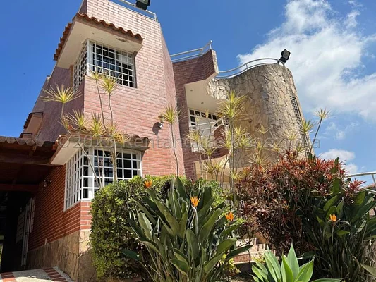 Beautiful house for sale Parque El Retiro, San Antonio de los Altos