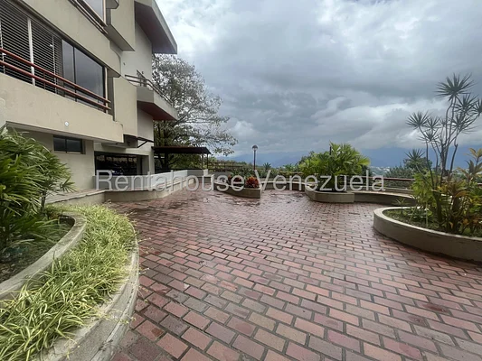 apartment (1 Level) for sale in Lomas de Prados del Este, Distrito Metropolitano