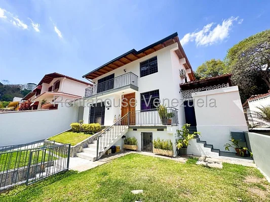 Beautiful house for sale Santa Sofia. Beautiful terrace
