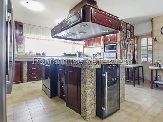 house (Multi-Level) for sale in Cerro Verde, Distrito Metropolitano - Image 12