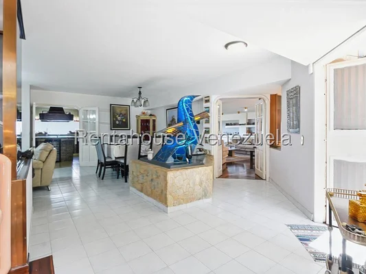 house (Multi-Level) for sale in Cerro Verde, Distrito Metropolitano - Image 8