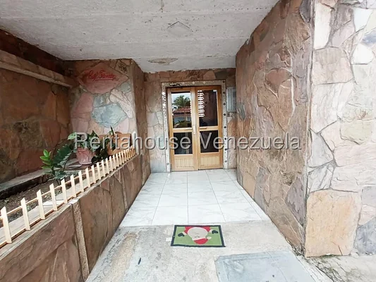 apartment (1 Level) for sale in Centro, Carabobo - Image 2