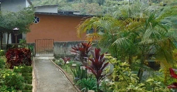 Quinta for sale. Colinas de San Antonio de Los Altos. AM - Avenida Los Helechos. Quinta Papaelo Nº 23. Urb. Parecela Nº 123, 1204 San Antonio de Los Altos - 7 beds house for sale