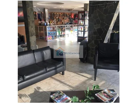 For sale: 2700m² premises Chacao 1488 - US$1,500,000 USD