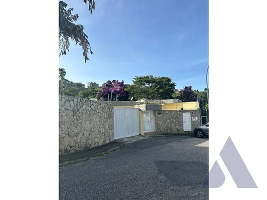 For sale/ apt 256m2 3h+s/3.5b+s/3p La Lagunita /7946 - US$380,000 USD - Image 2
