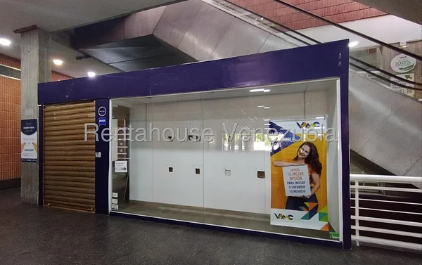 Commercial (commercial space) for rent in Colinas de Valle Arriba, Distrito Metropolitano