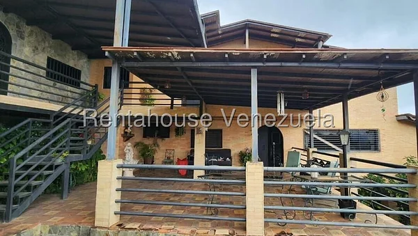 Modern townhouse exterior with driveway