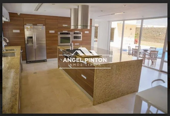 house for sale IN PORLAMAR API 3868