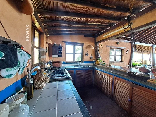house Tipo Chana, for sale, In Cerro Guayamuri, Nueva Esparta, Isla de Margarita, 535 MT2, 6 bedrooms and 5 bathrooms - Inmuebles Margarita - 2 MIL - Image 5