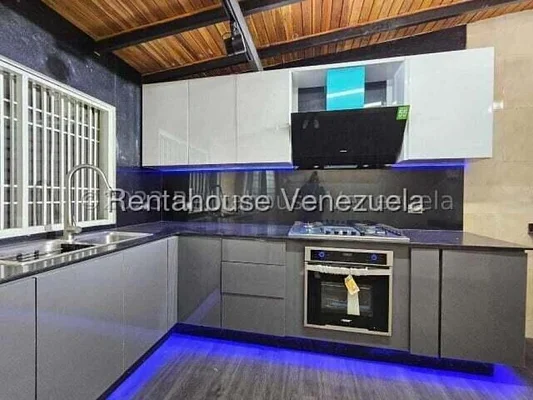 Fabulous house for sale in Villas de Aragua, La Morita I