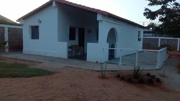 BEAUTIFUL house IN PLAYA EL AGUA
