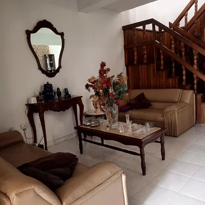 Remodeled house for sale Colinas de la Rosaleda