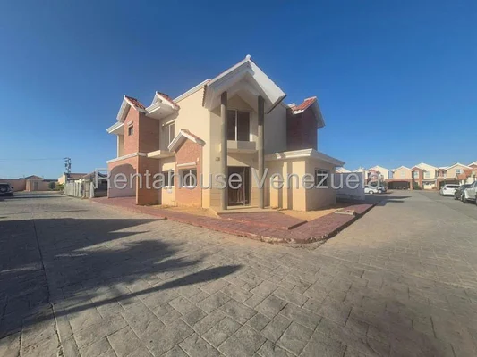 house for sale in Zarabon, Punto Fijo, Falcón COD: 26-11205 - CAV265420 - Image 2