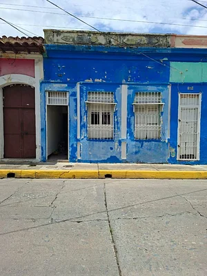 FOR SALE: house. opportunity in the Heart of VALENCIA