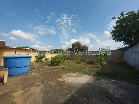 house (1 Level) for sale in Campo Carabobo, Zulia - Image 8