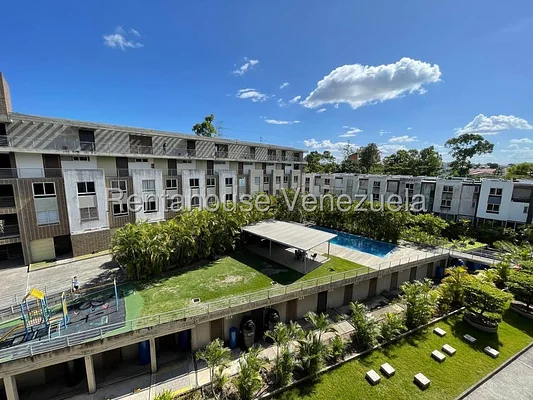 apartment (Duplex) for sale in Colinas del Viento, Lara