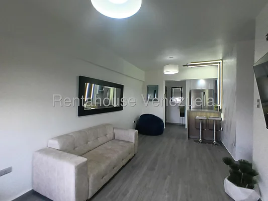 apartment (1 Level) for sale in Los Mangos, Carabobo - Image 8