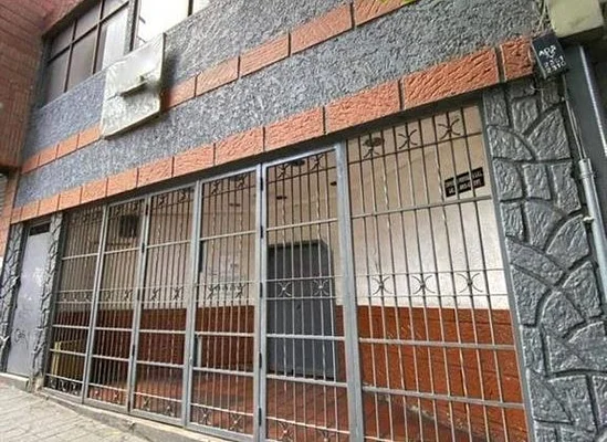 Local Restaurant for sale on Avenida Fuerzas Armadas RD - Avenida Fuerzas Armadas entre esquina Crucecita y La Portugalia, 1010 CCS - Commercial premises for sale