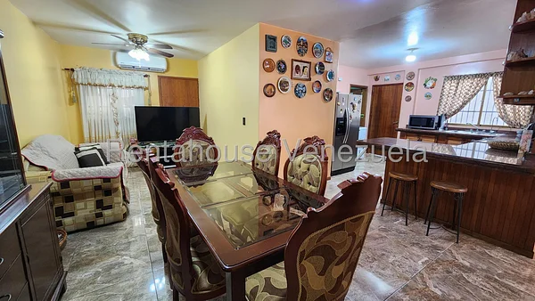 townhouse (Duplex) for sale in Pampatar, Nueva Esparta - Image 4