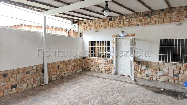 Businesses and Companies (Food and Beverages) for sale in El Limon, Aragua