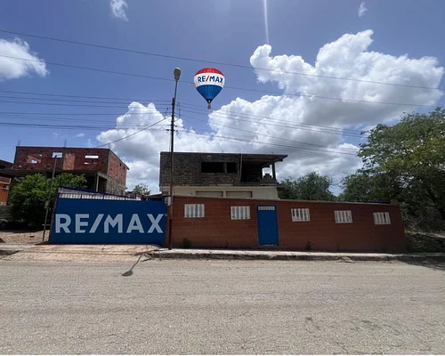house with Local for sale, San Juan Bautista, Diaz. - Inmuebles Margarita - 2 MIL