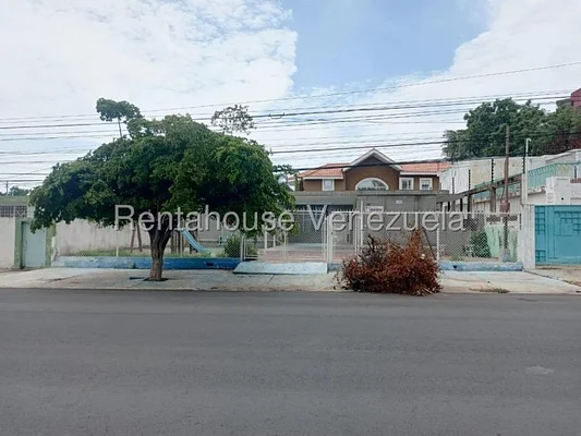 house for sale sect. Tierra Negra.