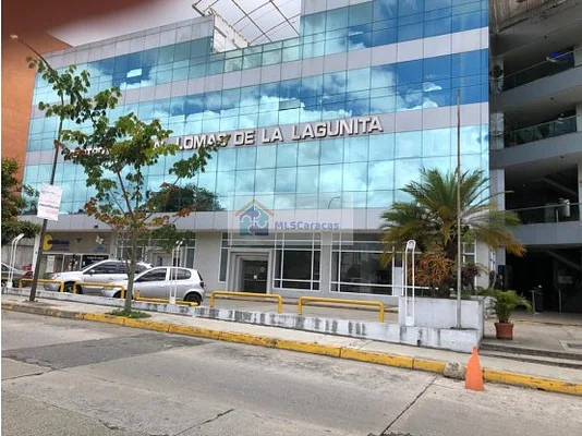 For sale/rent: 180m2 office Lomas de la Lagunita 6281 - US$150,000 USD