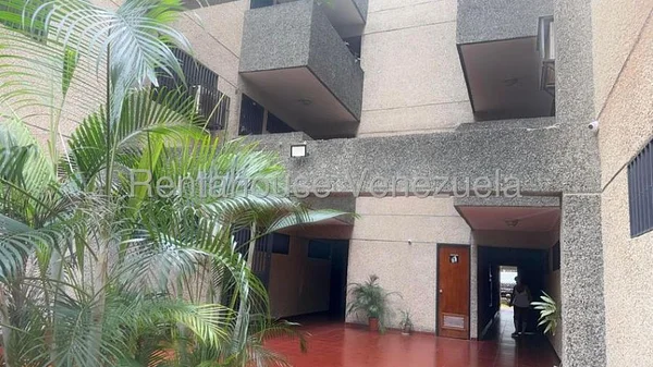 apartment for sale La Vaquera Guarenas tlf