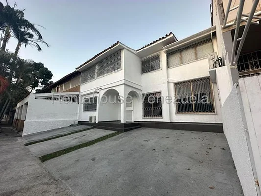 house for sale in Santa Cecilia tlf