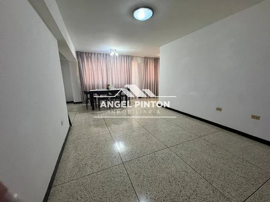 apartment for sale IN DELICIAS NORTE MARACAIBO VENEZUELA API 8689