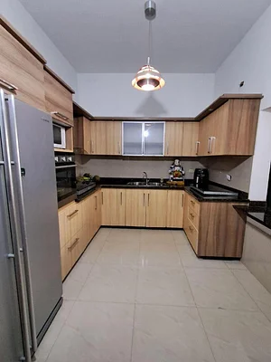 Selling 2 house in Urb San Miguel de Maracay
