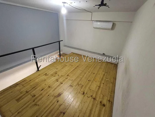 Commercial (Warehouse - Storage) for rent in Los Caobos, Metropolitan District - Image 4