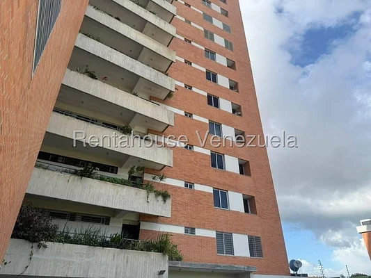 apartment (penthouse) for sale in Del Este, Lara