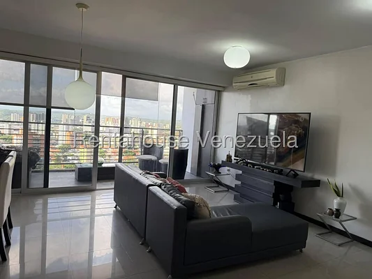 apartment (penthouse) for sale in Del Este, Lara - Image 2