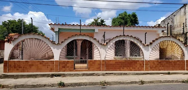 house ON MAIN ROAD OF PEDREGALES, JUANGRIEGO