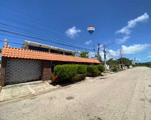 house, for sale, residential development Playa El Ángel, Isla De Margarita, 380 mt2, 5 bedrooms and 5 bathrooms, With swimming pool - Inmuebles Margarita - 2 MIL - Image 2