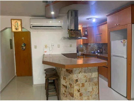 apartment for sale in Urb. Tulipanes.