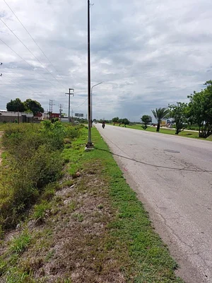 land on Avenida Juan Bautista Arismendi