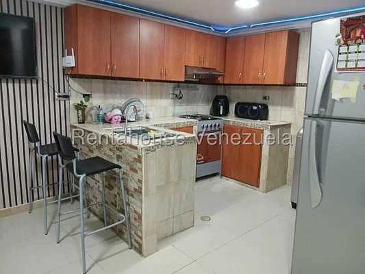 penthouse FOR SALE IN ALEJANDRA SOFIA MARACAIBO VENEZUELA API 250616 - Image 2