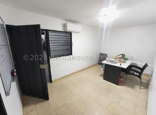 Commercial (Warehouse - Storage) for sale in Tarabana, Lara - Image 12