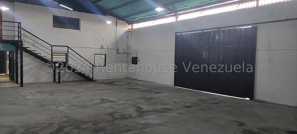 Commercial (Warehouse - Storage) for sale in Tarabana, Lara - Image 2