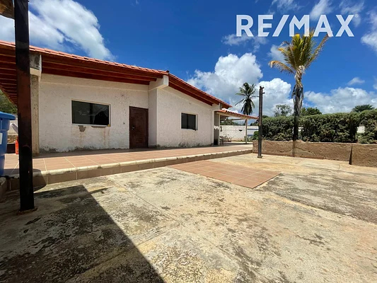 house, for sale, In residential development Ampliación Juan Griego, Juan Griego, Nueva Esparta, Isla de Margarita, 1398 mt2, 3 bedrooms and 3 bathrooms - Inmuebles Margarita - 2 MIL