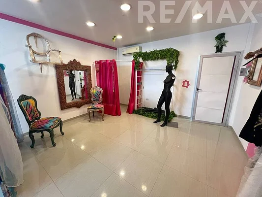 Store, for sale, In Centro Emp, On Calle San Rafael, Porlamar, Nueva Esparta, Isla de Margarita, 30 Mt2 and 1 bathroom - Inmuebles Margarita - 2 MIL - Image 6
