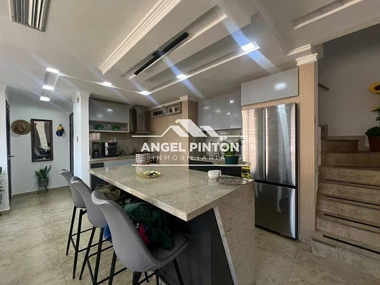 penthouse for sale EN ALEJANDRA SOFIA MARACAIBO VENEZUELA API 250616